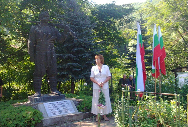 Заместник областният управител Цецка Димитрова взе участие в празнични чествания