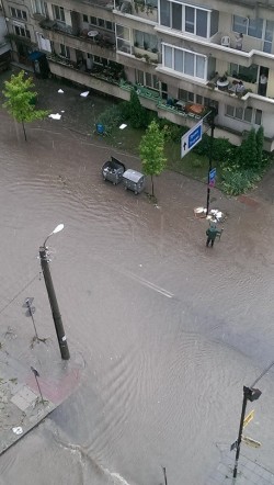 Най-много валежи през изминалата нощ е имало в Ловеч