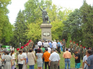 Плевен почете Съединението пред паметника на Четвърти пехотен полк