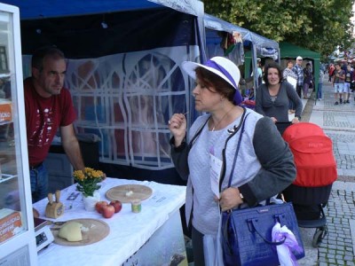 Татяна Дончева  участва в Български фестивал на сливата в Троян