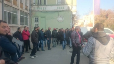 30 коли тръгнаха от Ловеч за националния полицейски протест