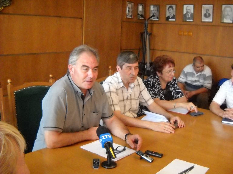 Репатрират 48 стари коли от плевенските улици