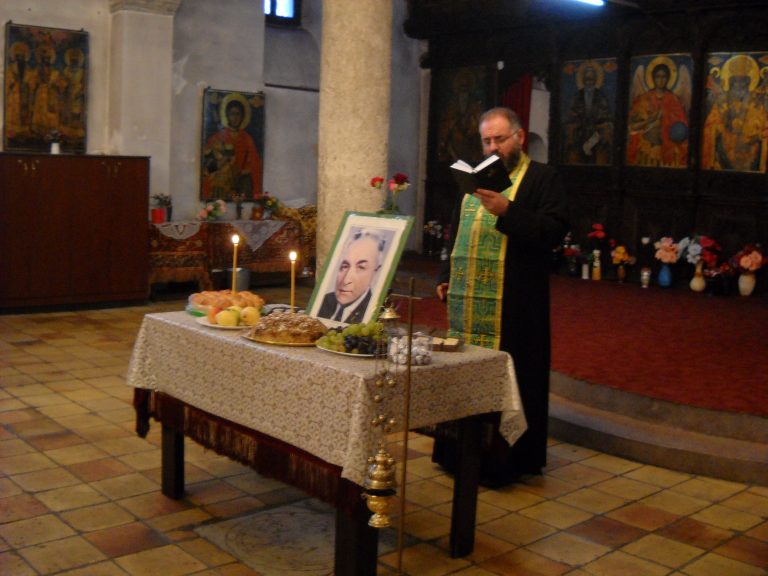 Панихида в памет на Никола Петков бе отслужена в Плевен
