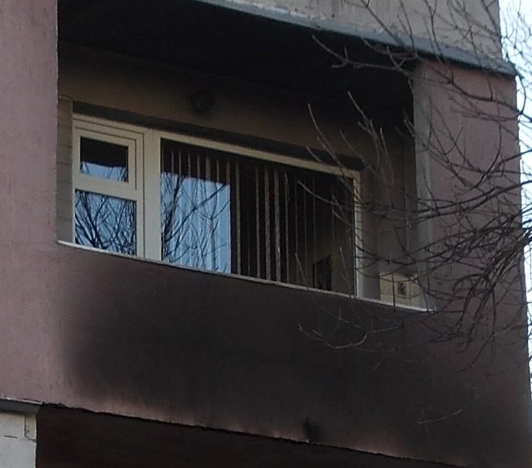 Неизправна газова бутилка подпали мазе в Червен бряг