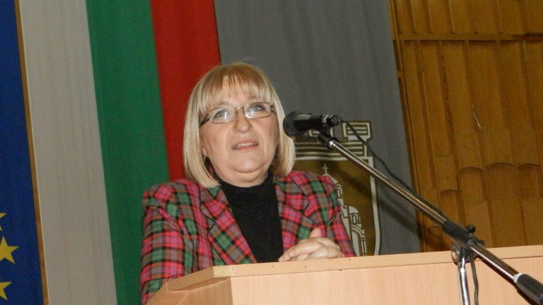 Цецка Цачева в Плевен: Избори не се печелят с демагогия, лозунги и празни обещания