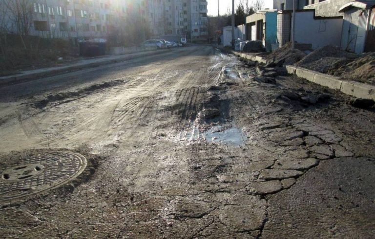 Тролейбусно трасе в Плевен се нуждае от спешен ремонт