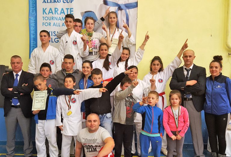 Плевенският клуб „Петромакс“ трети на Международния турнир за купа „Алеко“