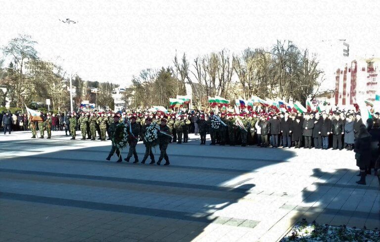 С паметен ритуал бяха почетени загиналите за свободата на Плевен