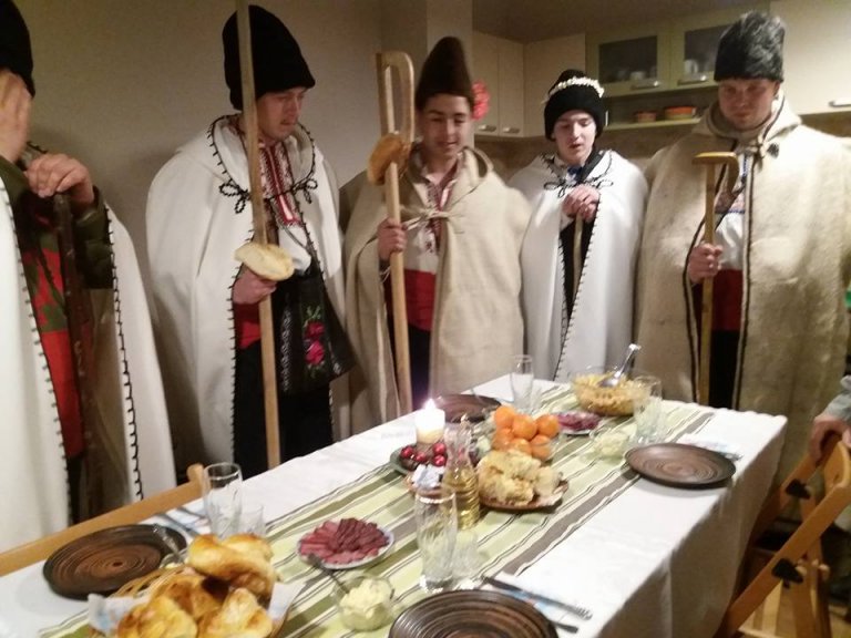 Традиционни коледарски песни звучаха в Горан, община Ловеч