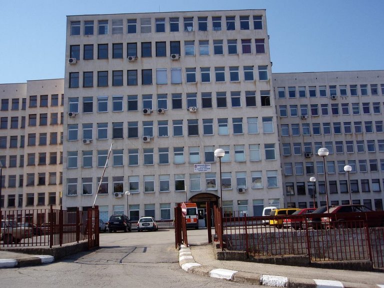 Хемодиализата в червенобрежката болница минава на трисменен режим