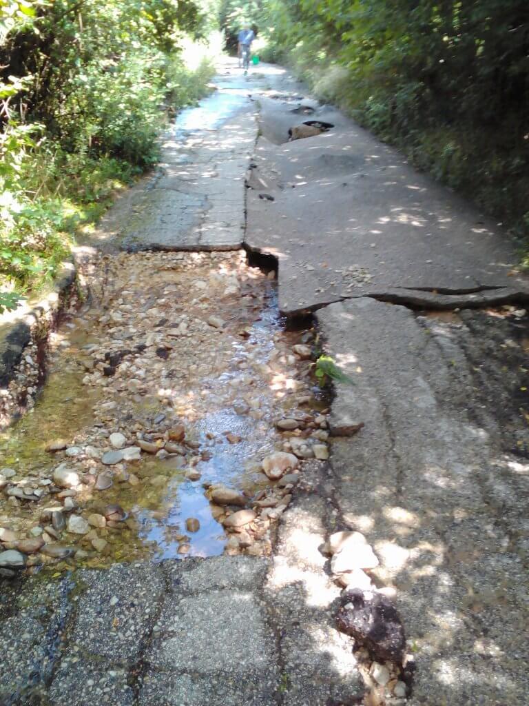 Започна възстановяване на разрушените улици в село Соколово