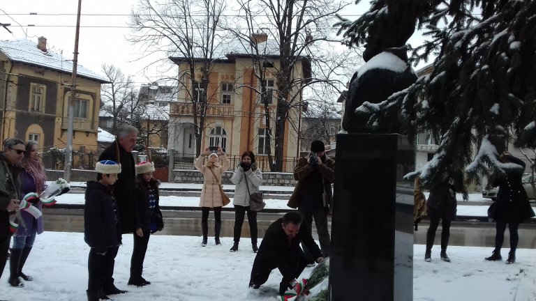 Почетоха 171-та годишнина от рождението на Христо Ботев