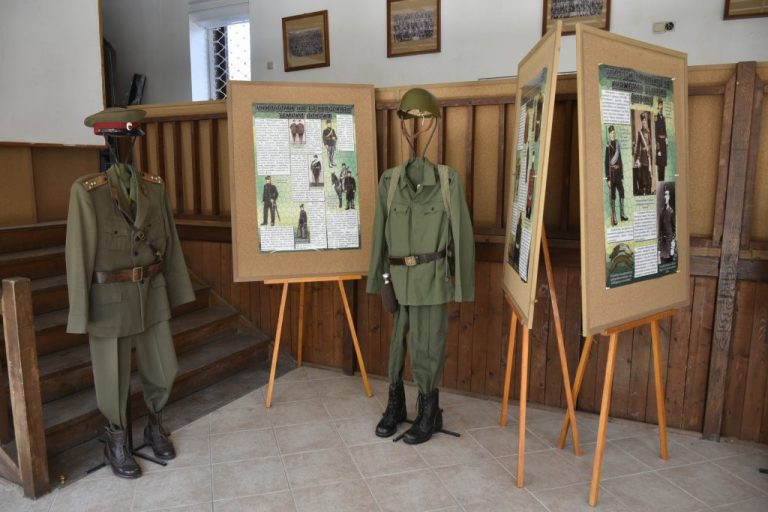 Откриха изложба „Военни униформи от фонда на Регионален исторически музей – Ловеч“