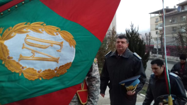 Осветиха бойното знаме на ВВВУ „Георги Бенковски“