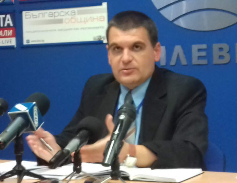 ОИК-Плевен проверява сигнал за непрекратена търговска дейност от кмет на кметство