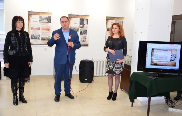 Плевенската изложба „Позитивни спомени от старите негативи” бе представена в София