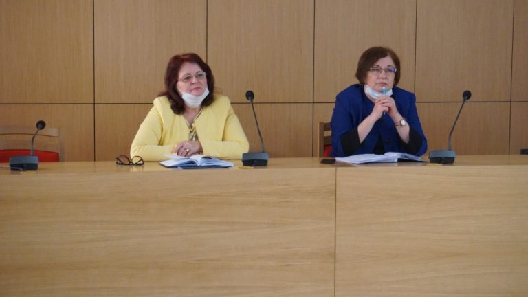 Кметът Михайлова и заместникът ѝ Русенова се срещнаха с ръководителите на културните институции