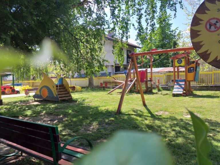 В Троян ремонтираха съоръжения и почистиха цялостно Детските градини във времето на извънредно положение