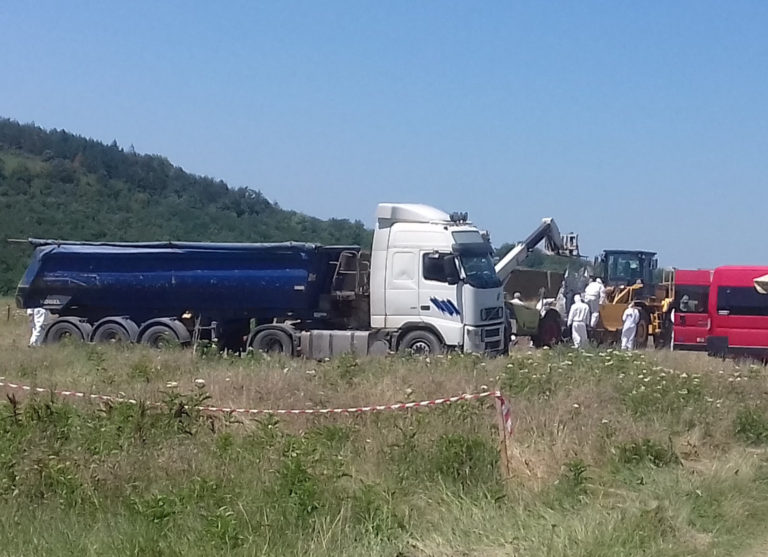 Специализираната прокуратура разследва заровените край Червен бряг отпадъци