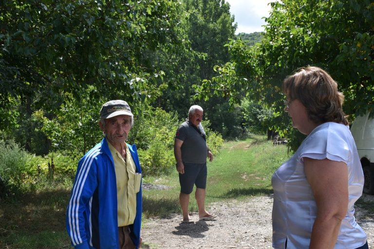 Кметът на Ловеч провери какво е свършено в Радювене и Лисец