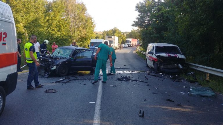 Временно е ограничено движението по пътя Севлиево – Велико Търново