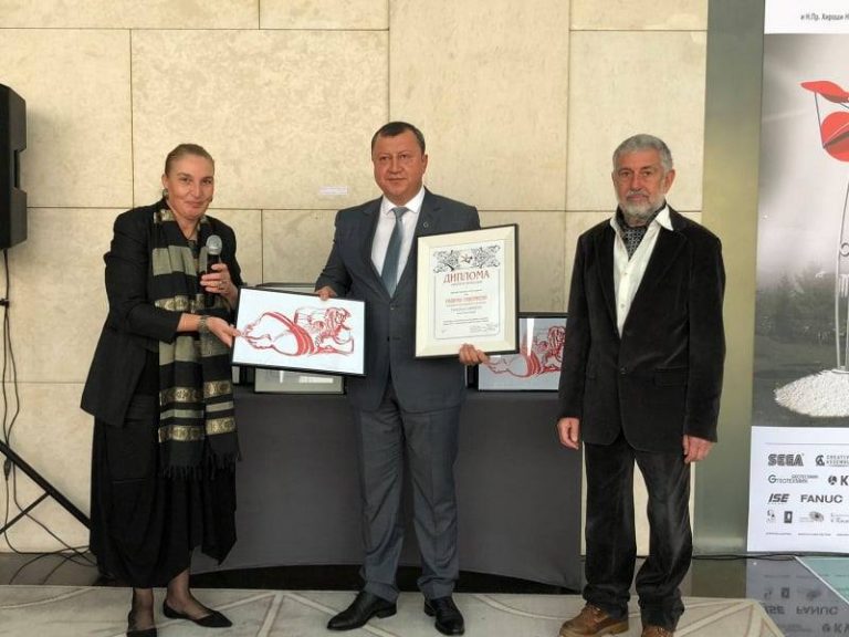 Община Павликени е сред дарителите за новата скулптура „Танцът на слънцето“
