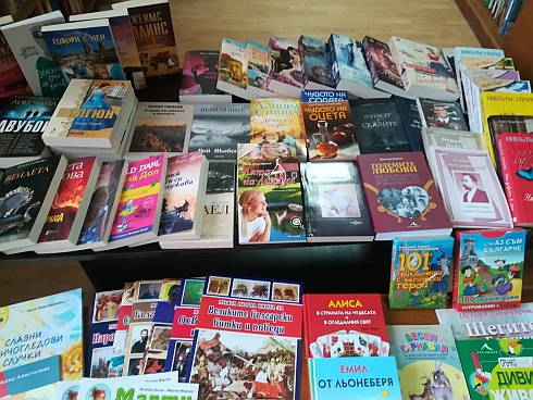 80 нови книги обогатиха читалището в Караманово