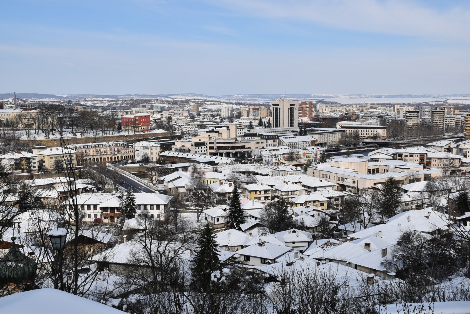 Туризмът в община Ловеч отчита ръст в настаняването и приходите, но спад в  посещенията на обекти през 2025 г. - Медийна група ЗЕТРА