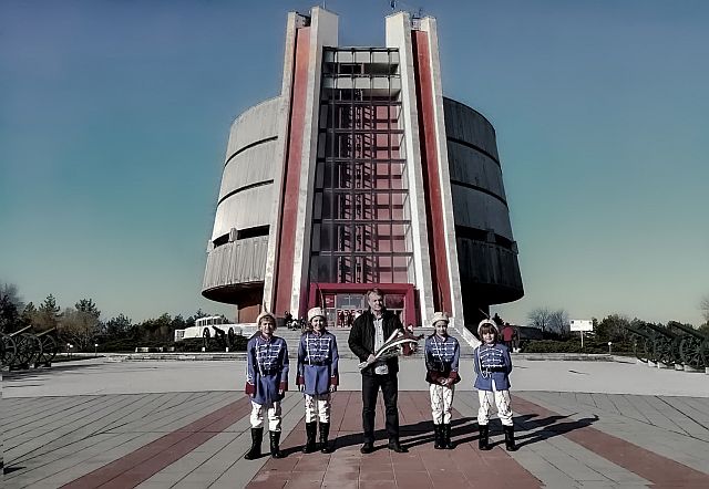 НУ „Христо Ботев“ – Плевен отбеляза 3 март – Национален празник на Република България