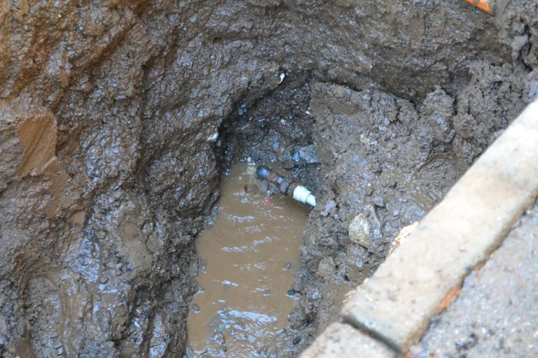 Нарушено водоподаване в централна градска част и к-с „Воден”