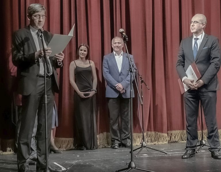 Националното училище по изкуствата „Панайот Пипков“ отпразнува своята 60-годишнина