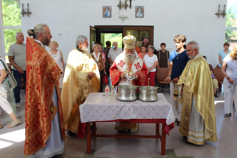 Църквата в Рибарица отбеляза своя храмов празник