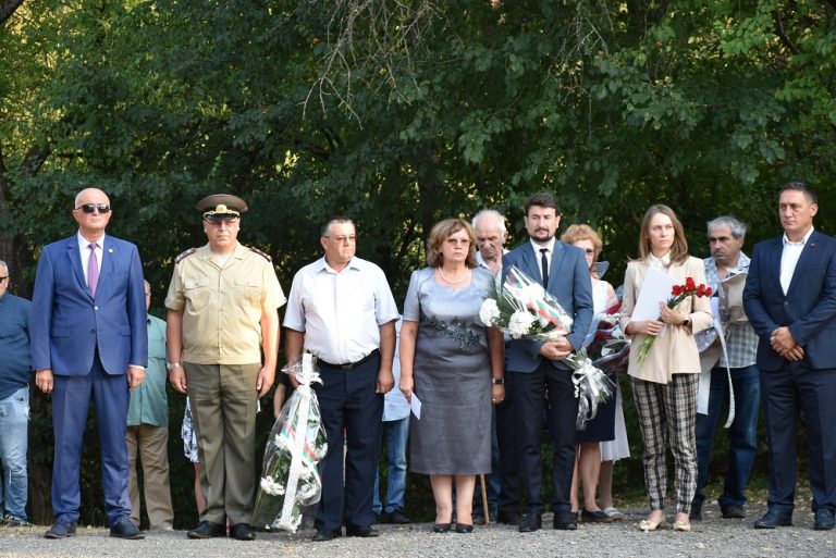 144 години от Освобождението на Ловеч от османско иго и установяване на местно управление