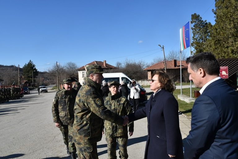 Почетен караул на НВУ „Васил Левски“ почете паметта на Апостола на Къкринското ханче край Ловеч