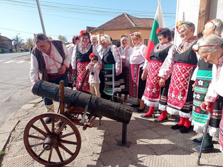 Три съседски читалища в община Ловеч празнуваха заедно Деня на будителите