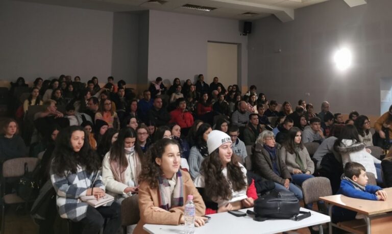 В Ловешката езикова гимназия се проведе национално състезанието по немски език