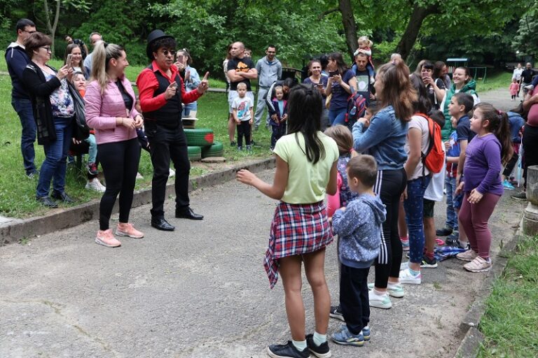 Празникът в зоопарка  в Ловеч продължава в неделя