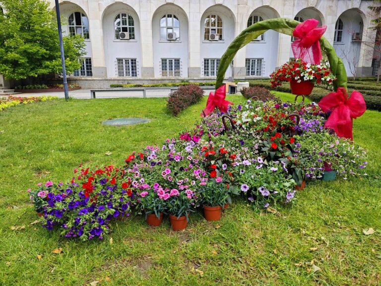 Нов цветен акцент за Празника на Плевен