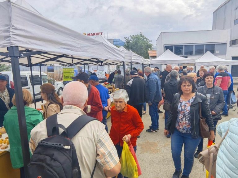 Двойно повече участници се включват във второто издание на фермерския пазар в Плевен