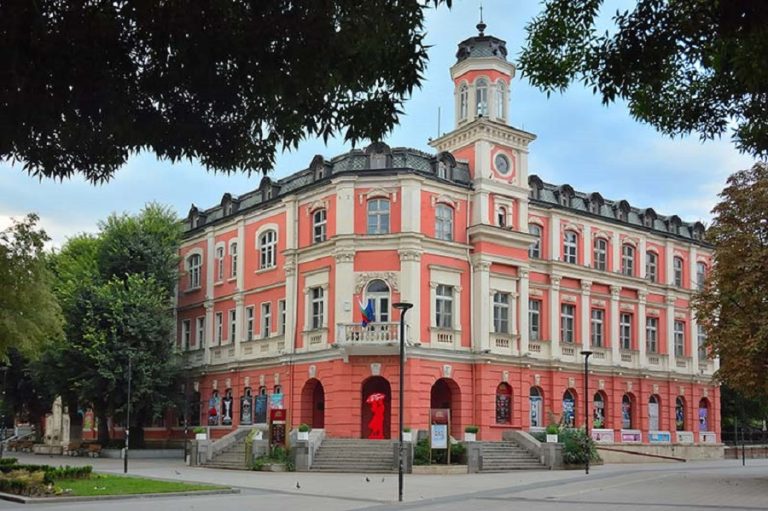Международният театрален фестивал „ШКОЛА“ отново в Плевен с вдъхновяваща програма през 2025 година