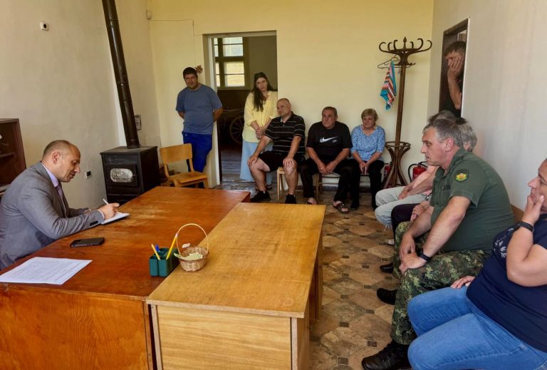 Кметът на Ловеч се запозна е проблемите на  село Прелом