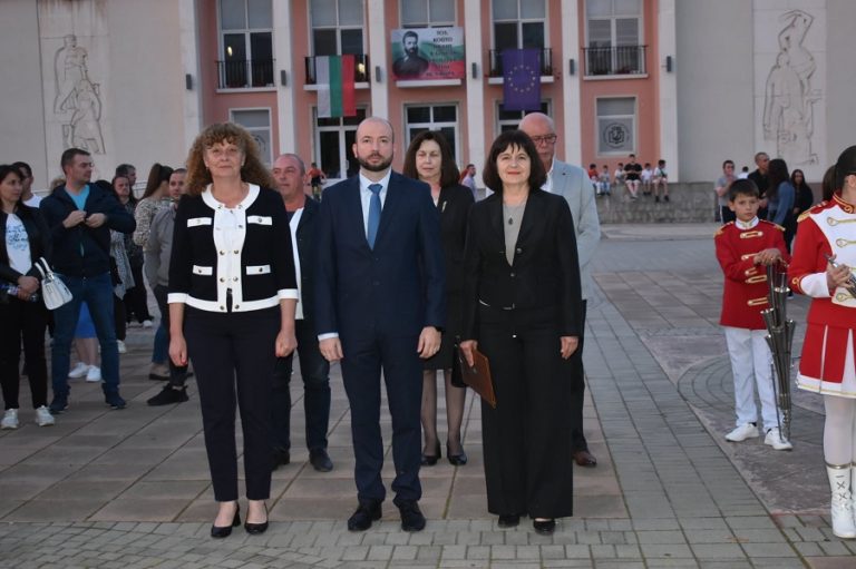 Павликени почете паметта на Ботев и загиналите за свободата на България