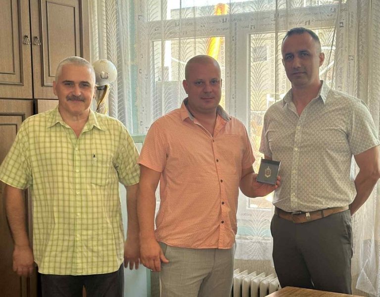 Над 100 наградени служители от ОД МВР-Ловеч по повод професионалния им празник