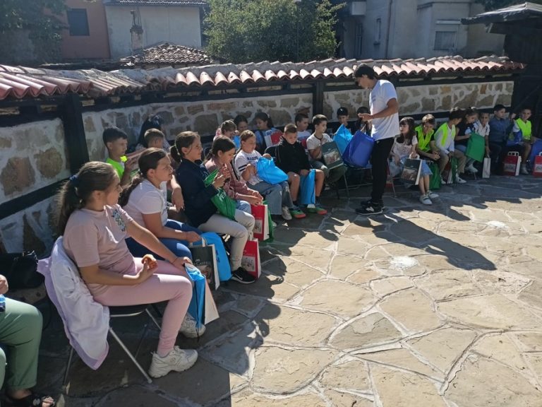 В открит урок по родолюбие се включиха плевенски ученици