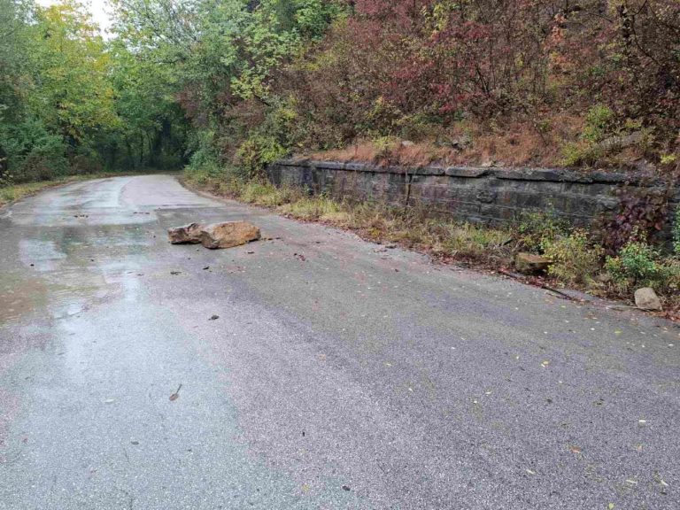 Затворен е пътя между Казачево и Горно Павликене