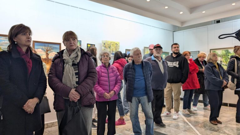 Изложба с 53 творби на ловешки художници