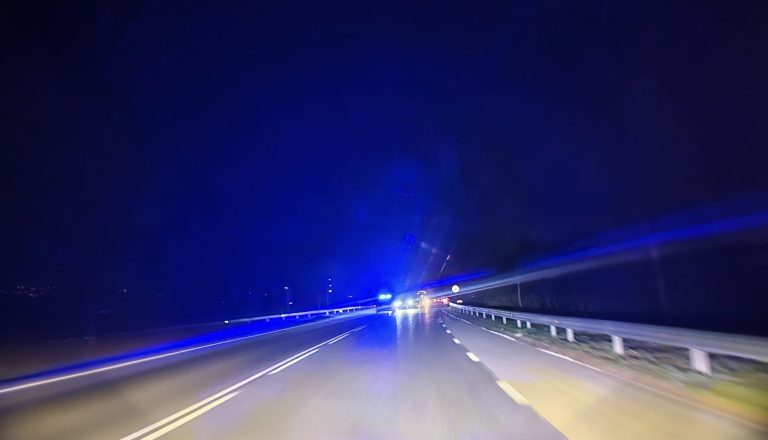 Тежка катастрофа затвори пътя край Малиново