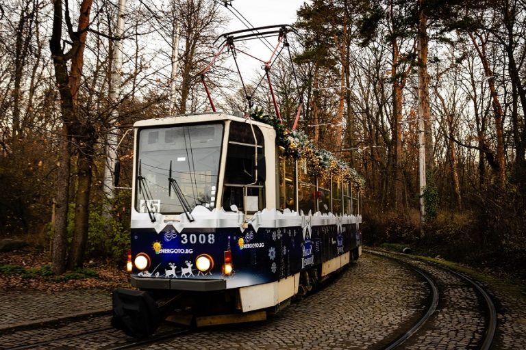 Електрохолд, Евроинс и Dongfeng допринасят за празничното настроение в столицата
