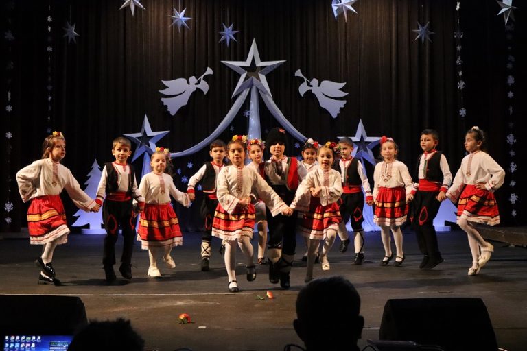 Коледа в сърцата – празничен концерт, който развълнува Левски