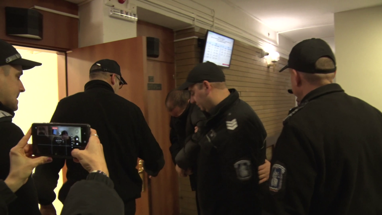 Окръжният съд в Ловеч определи мерките за неотклонение на част от обвиняемите за организирана престъпна група за палежи, подкупи и разпространение на наркотици